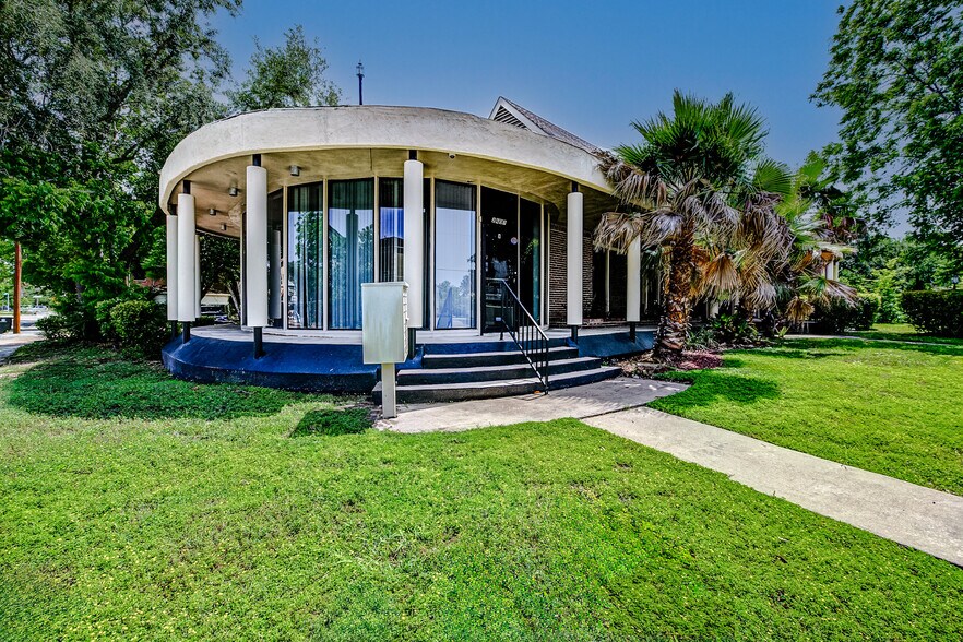 More Photos Of 2601 Prospect St, Houston Medical For Sale