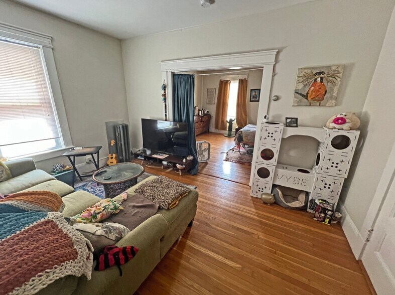 More Photos Of 655 Westford St, Lowell Apartments For Sale