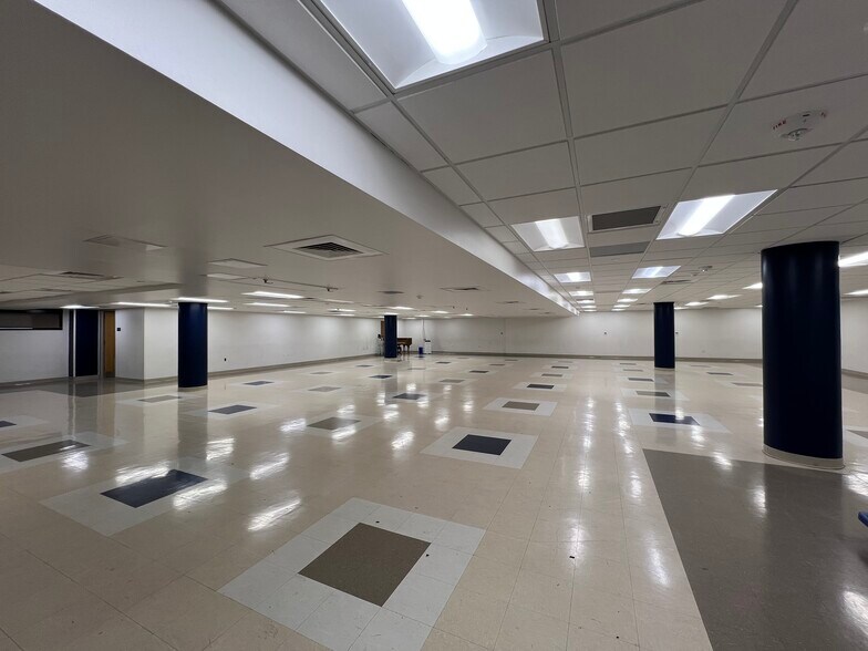 More Photos Of 4300 Centerview, San Antonio Office For Lease