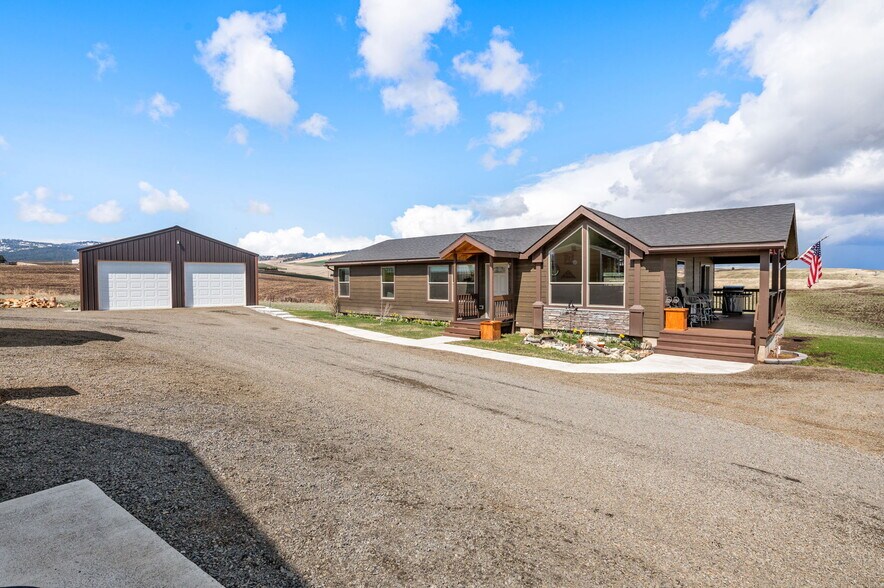 More Photos Of 110 Seubert Heights Dr, Cottonwood Trailer Camper Park For Sale
