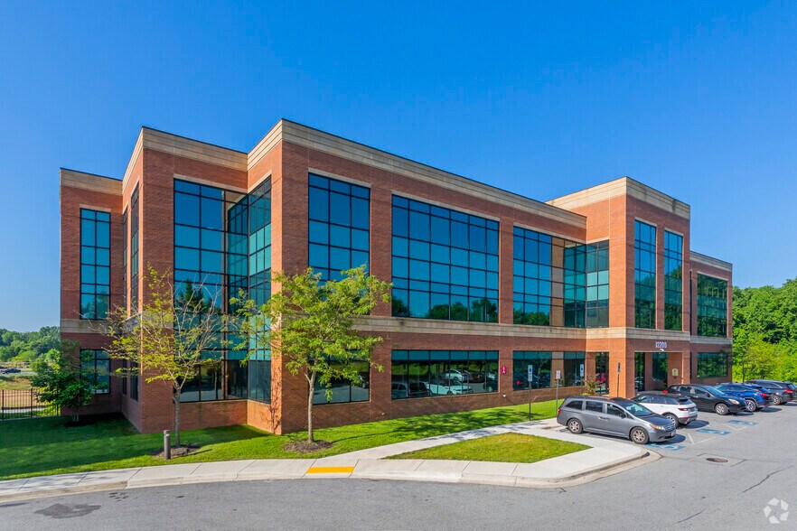 Primary Photo Of 12200 Annapolis Rd, Glenn Dale Medical For Lease