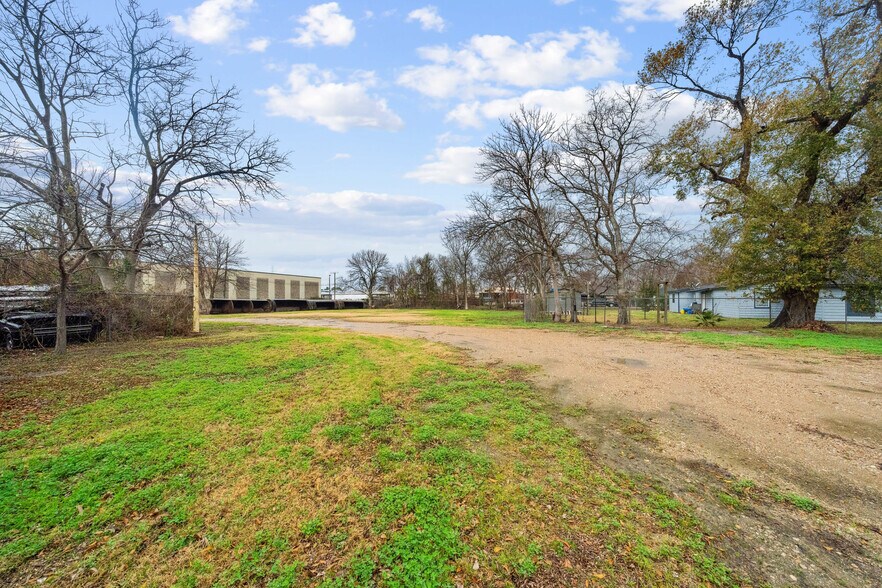 More Photos Of 215 Bennington St, Houston Land For Sale