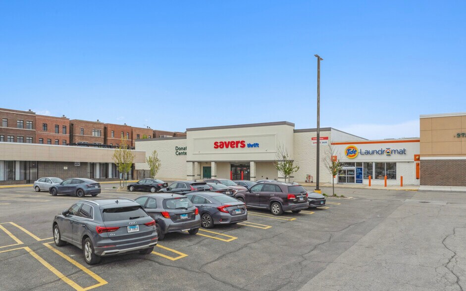 More Photos Of 2928 N Ashland Ave, Chicago Storefront For Sale