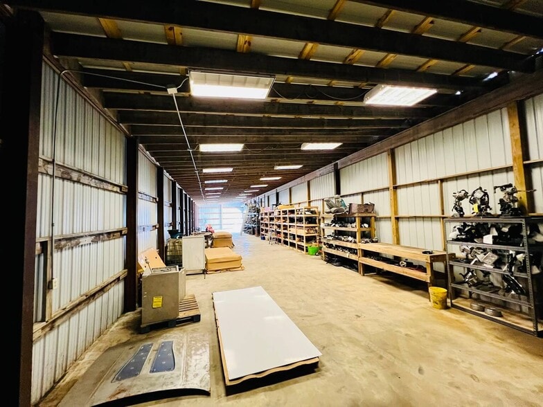 More Photos Of 420 Windance Rd, Baldwyn Light Manufacturing For Sale