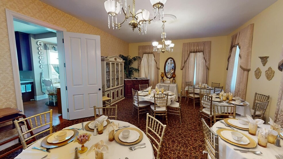 More Photos Of 195 State Route 151, Smithfield Hospitality For Sale