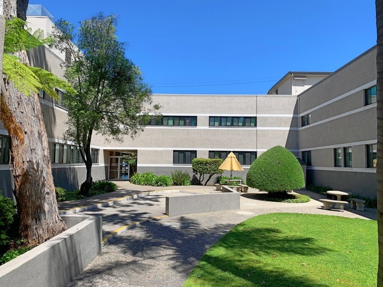 More Photos Of 13847 E 14th St, San Leandro Medical For Lease