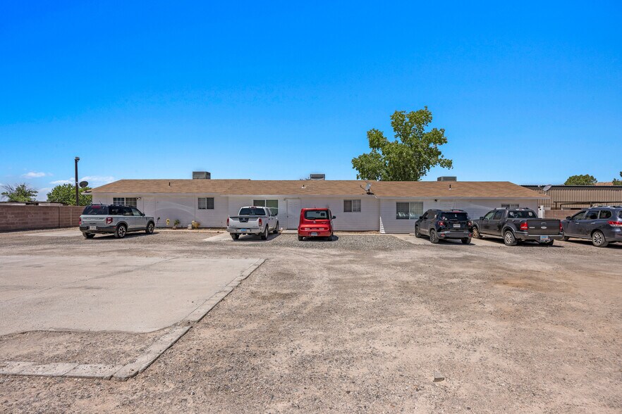 More Photos Of 141 N Yucca St, Mesquite Apartments For Sale