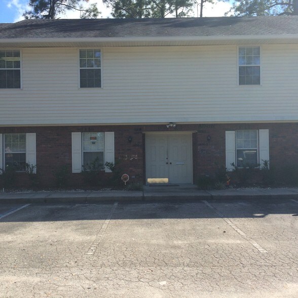 More Photos Of 3830 Williamsburg Park Blvd, Jacksonville Medical For Sale