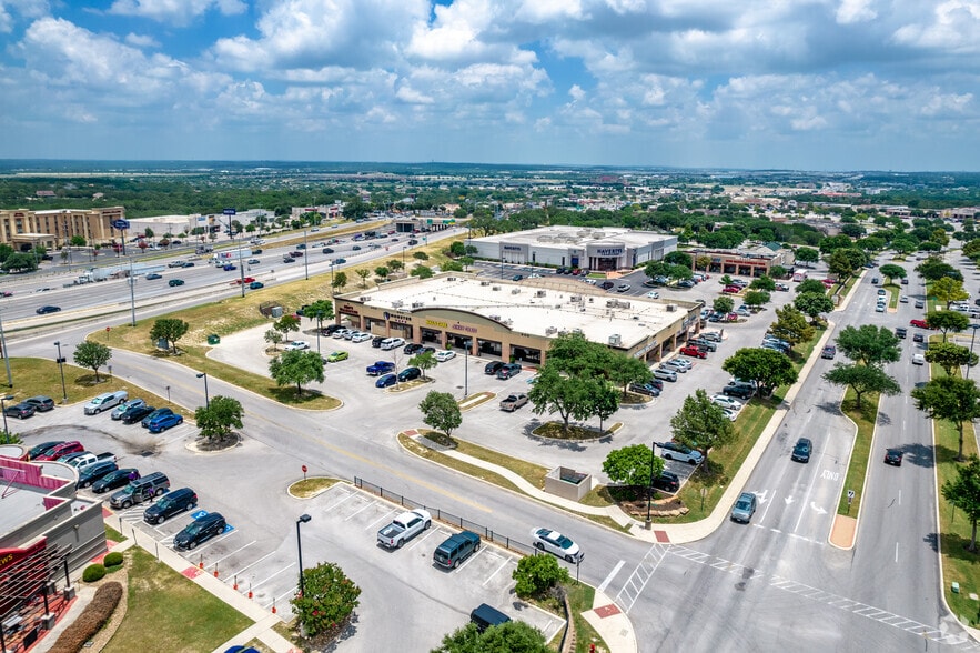 More Photos Of 8238-8356 Agora Pky, Schertz Unknown For Lease