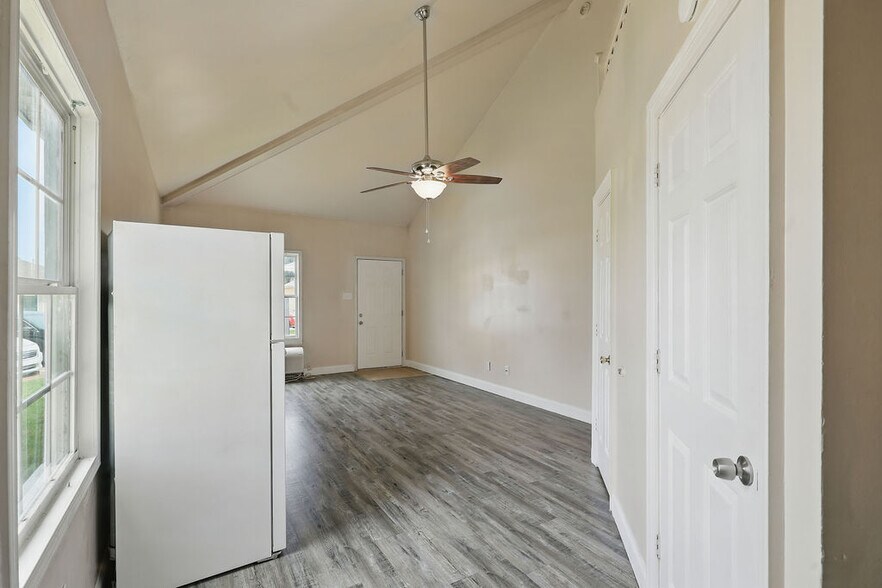 More Photos Of 4325 Casino Center Dr, Robinsonville Apartments For Sale