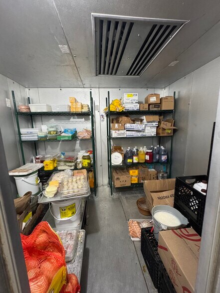 More Photos Of 5095 Day Rd, Lockport General Retail For Sale