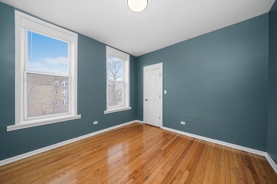 More Photos Of 7152 S Emerald Ave, Chicago Apartments For Sale