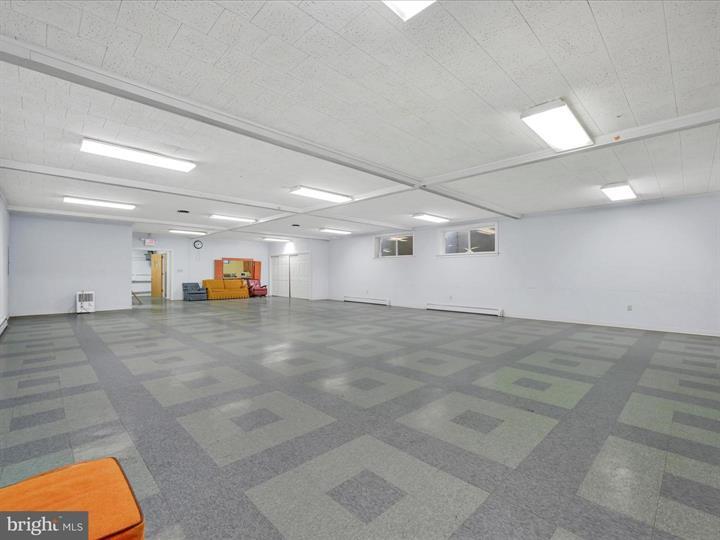 More Photos Of 100 New Haven St, Mount Joy General Retail For Lease