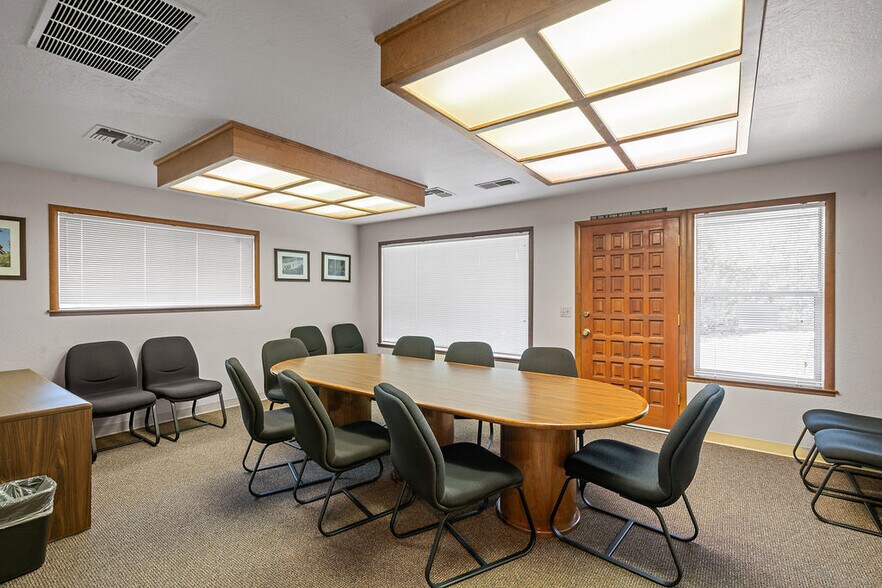 More Photos Of 2828 Easy St, Placerville Office For Sale