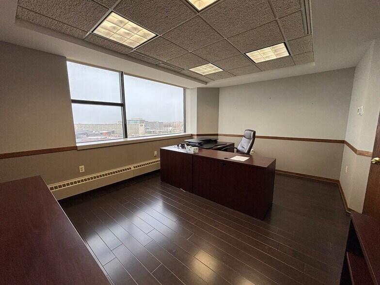 More Photos Of 37 Franklin St, Buffalo Office For Sale