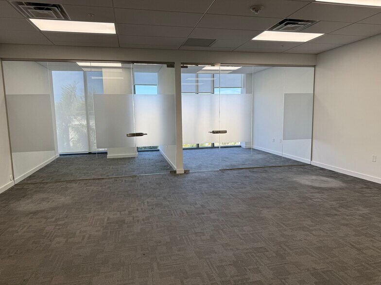 More Photos Of 2980 NE 207th St, Aventura Office Residential For Lease