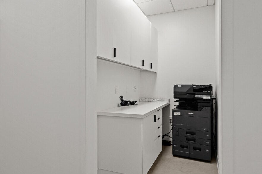 More Photos Of 1740 Bruce Rd, Chico Medical For Sale