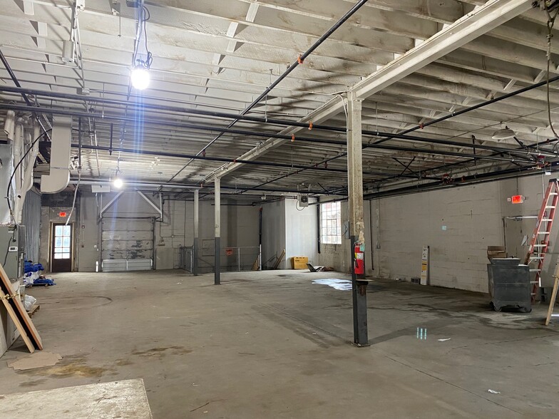 More Photos Of 2445 Highway 51, Hernando Restaurant For Lease