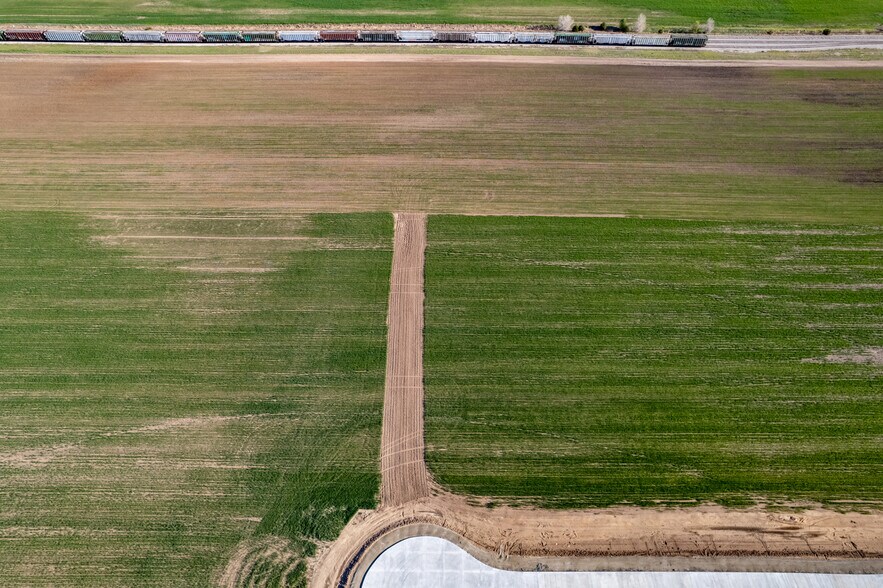 More Photos Of 135th, Maize Land For Sale