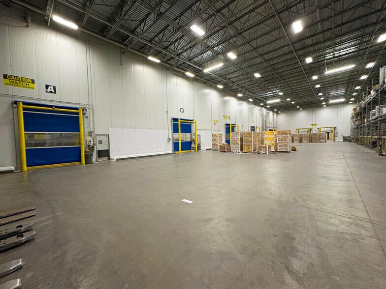 More Photos Of 12200 Corporate Dr, Parma Warehouse For Sale