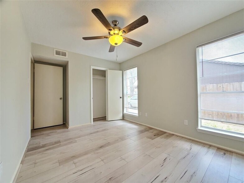 More Photos Of 19311-19315 Lazy Valley Dr, Katy Apartments For Sale