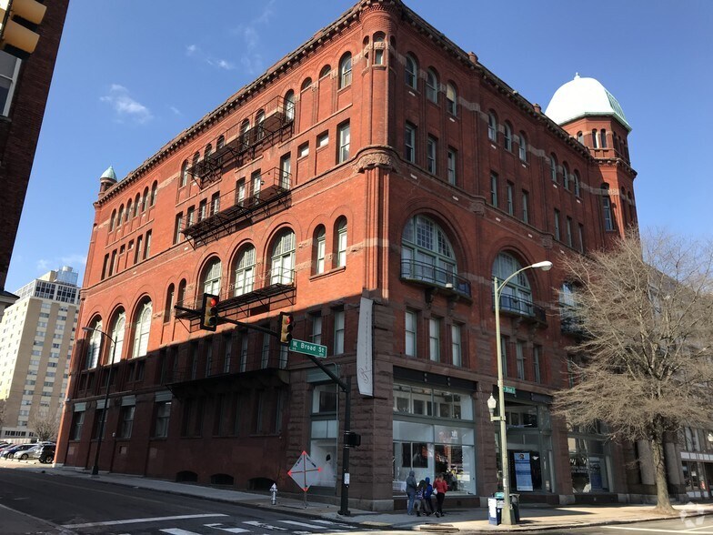 Primary Photo Of 101-109 W Broad St, Richmond Office For Lease