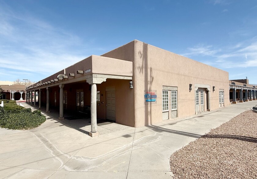 More Photos Of 2001 Mountain Rd NW, Albuquerque Office Residential For Sale