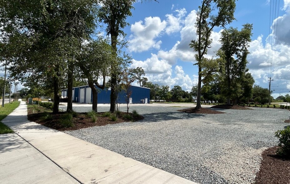 More Photos Of 1701 5th ave, Wilmington Warehouse For Lease