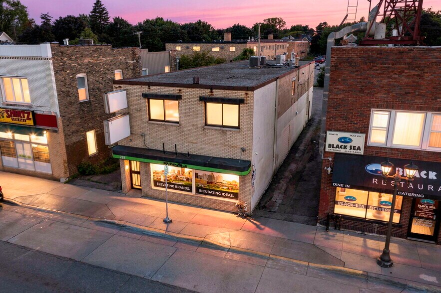 Primary Photo Of 735-737 Snelling Ave N, Saint Paul Storefront Retail Office For Lease