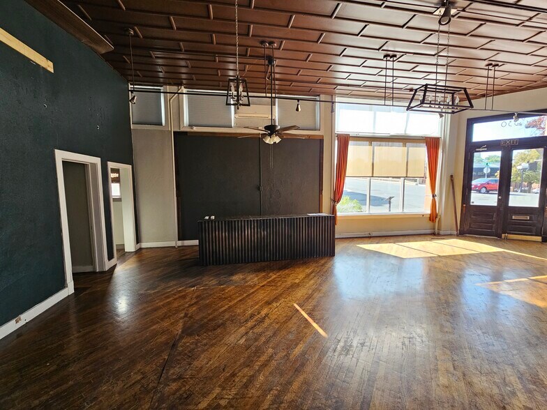 More Photos Of 330 S Union Ave, Pueblo Storefront Retail Office For Lease