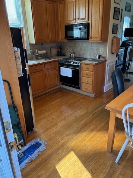 More Photos Of 311 14th St, Atlanta Office For Sale