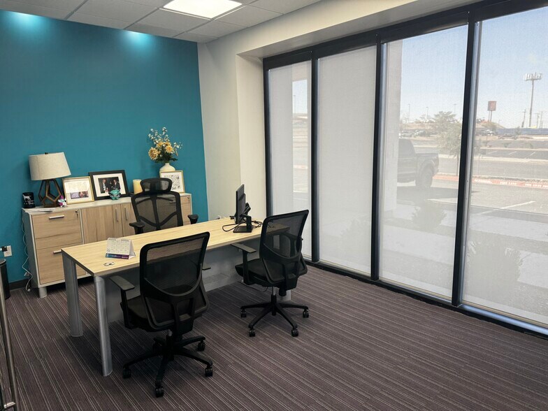 More Photos Of 11323 Rojas Dr, El Paso Warehouse For Lease