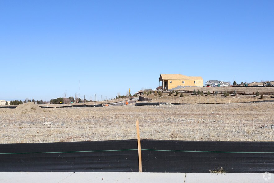 More Photos Of NEC Parker Rd & Stroh Rd, Parker Bank For Lease