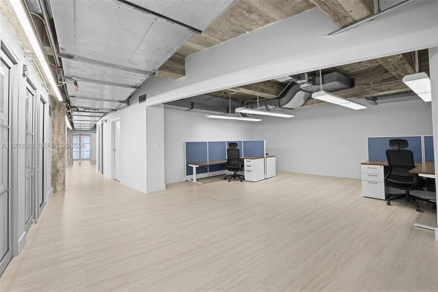 More Photos Of 605 Lincoln Rd, Miami Beach Office Residential For Sale