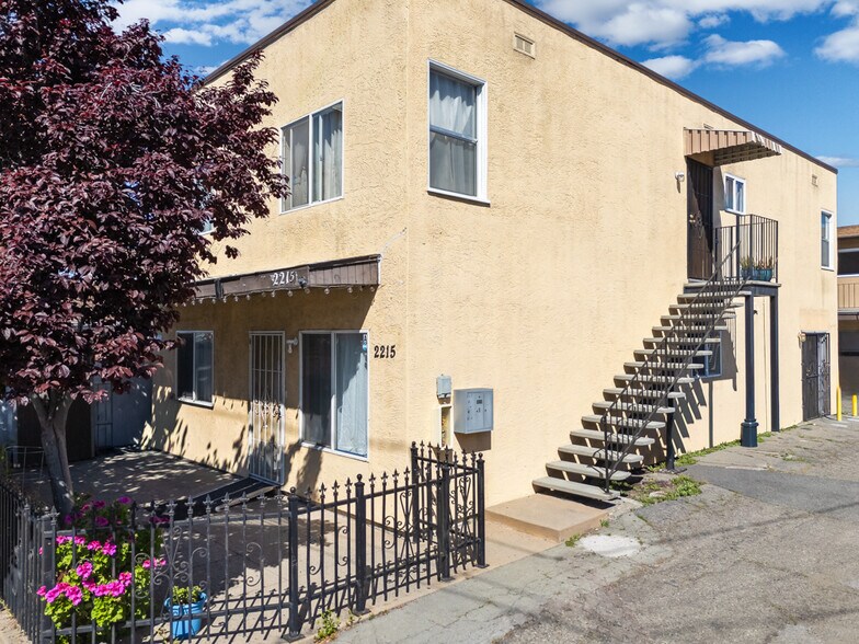 More Photos Of 2215 Dover Ave, San Pablo Apartments For Sale
