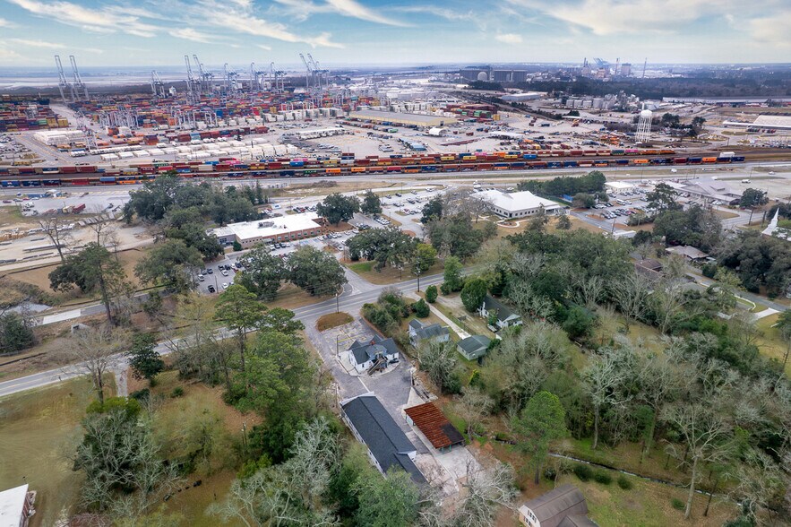 More Photos Of 55 Main St, Garden City Office Residential For Sale