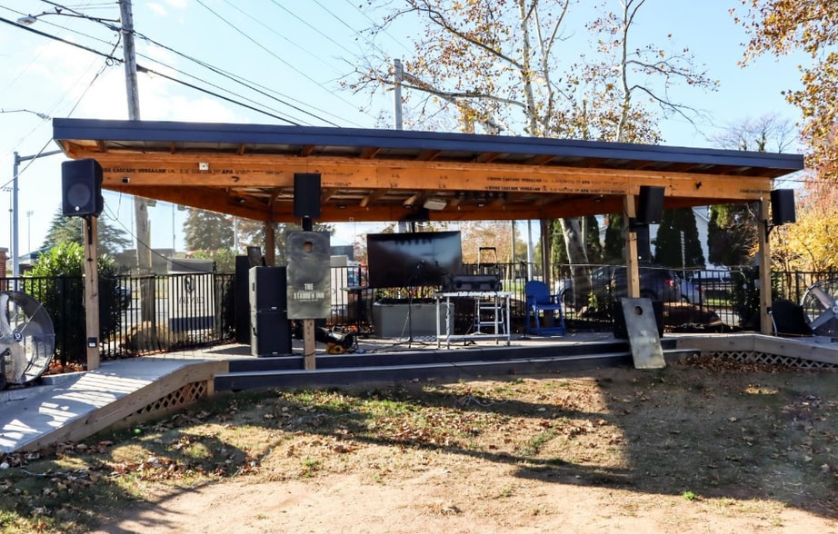 More Photos Of 3007 Fort Ave, Lynchburg Restaurant For Sale
