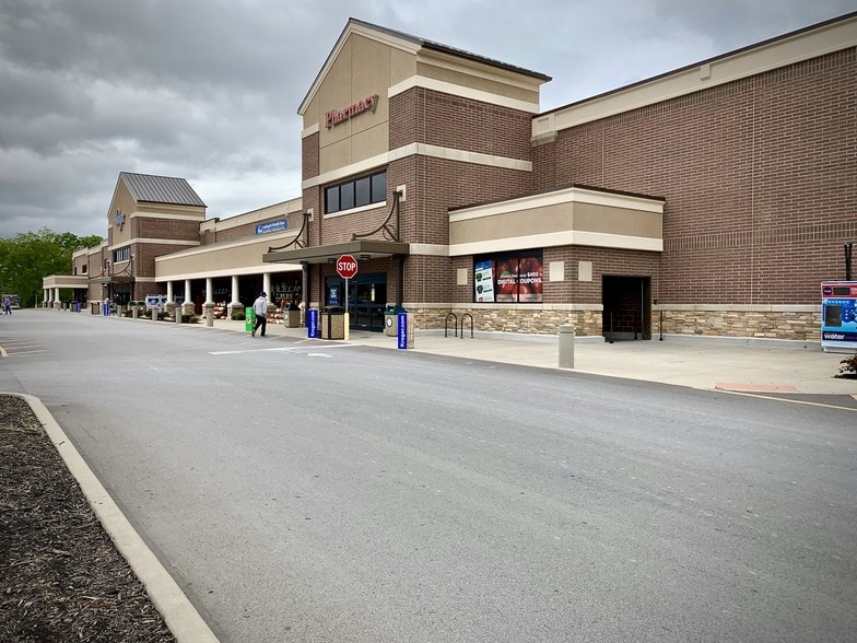 More Photos Of 4442 Veterans Pkwy, Murfreesboro Freestanding For Lease