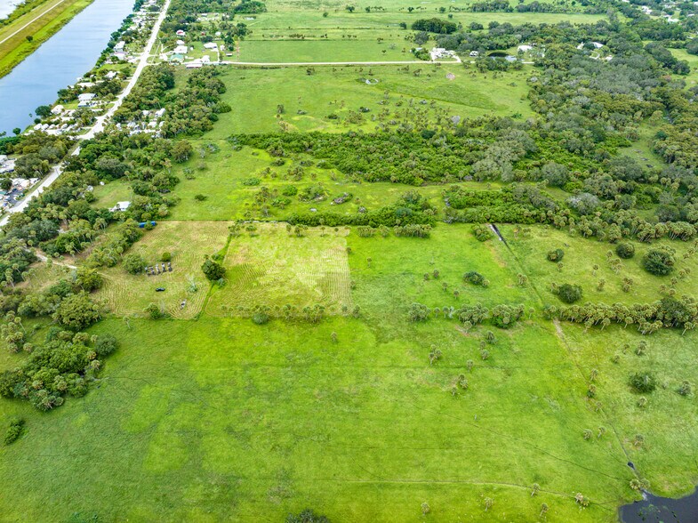 More Photos Of 8237-8275 Highway 441 SE, Okeechobee Land For Sale