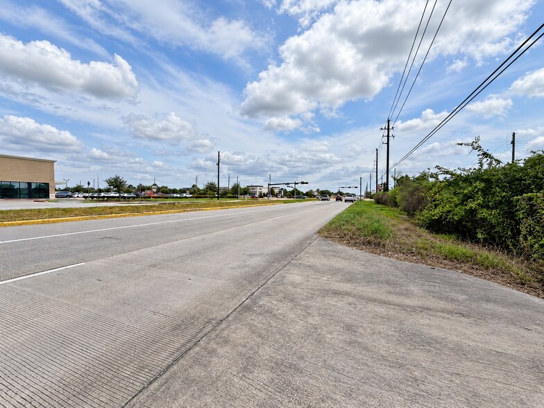 More Photos Of 11700 Magnolia Pkwy Pky, Manvel Land For Sale