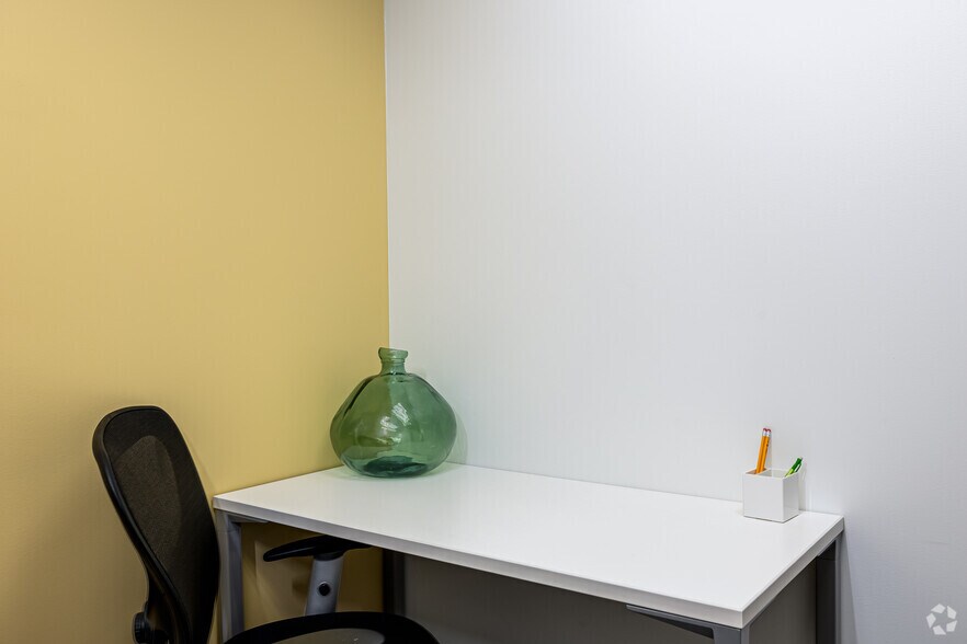 More Photos Of 175 Capital Blvd, Rocky Hill Coworking Space