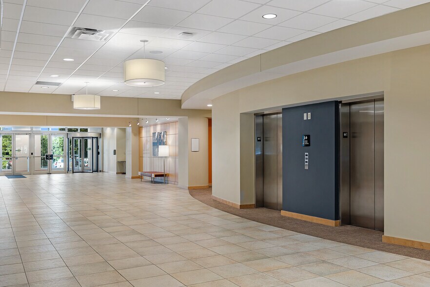More Photos Of 13550 Triton Park Blvd, Louisville Office For Lease