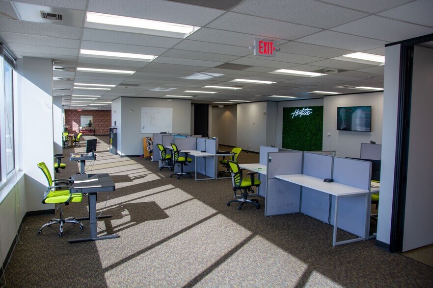 More Photos Of 650 N Sam Houston Pky E, Houston Medical For Lease