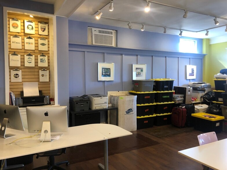 More Photos Of 893-895 Penn St, Bryn Mawr Storefront Retail Residential For Lease