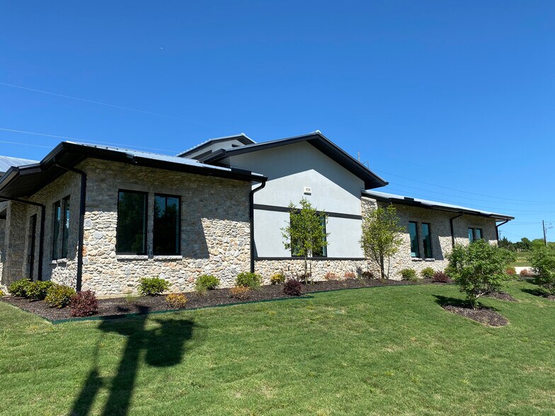 More Photos Of 1120 N Kimball Ave, Southlake Medical For Lease