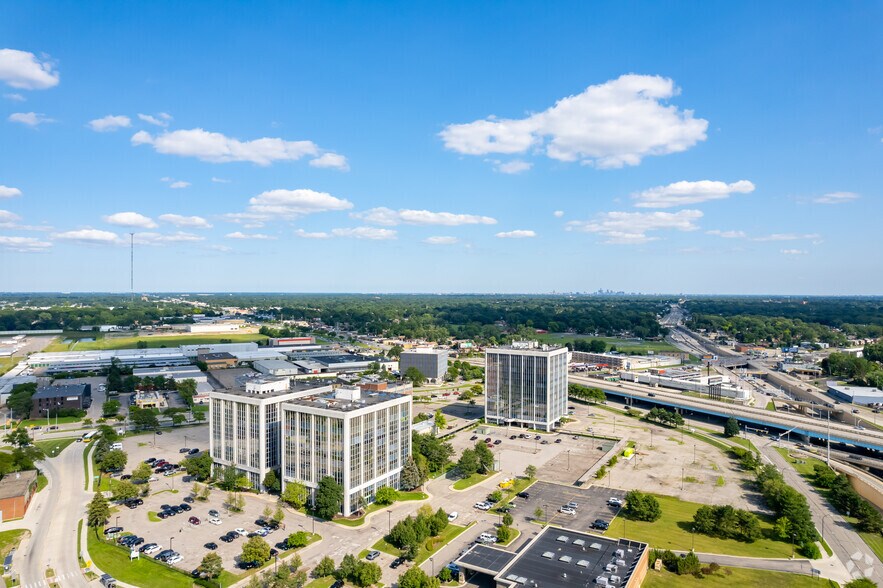 More Photos Of 15565 Northland Dr, Southfield Unknown For Sale