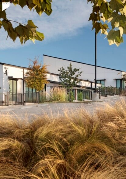 More Photos Of 3502 Wild Cherry Dr, Austin Office For Sale