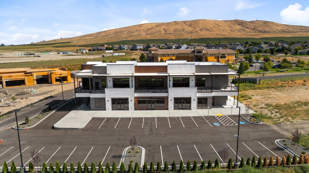 More Photos Of 5069 Ava Way, Richland Storefront Retail Office For Lease