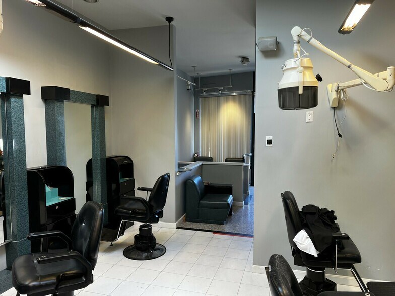 More Photos Of 1625-1639 Hancock St, Quincy General Retail For Sale