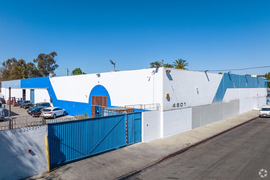 More Photos Of 4801 Staunton Ave, Los Angeles Industrial For Sale